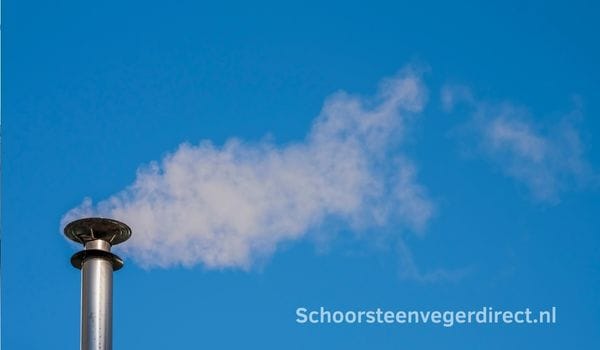 Vonkenvanger vervangen op de schoorsteen